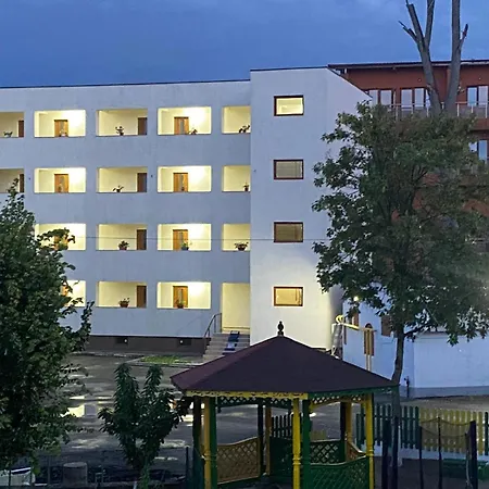 Hotel Ii Poienita 3*