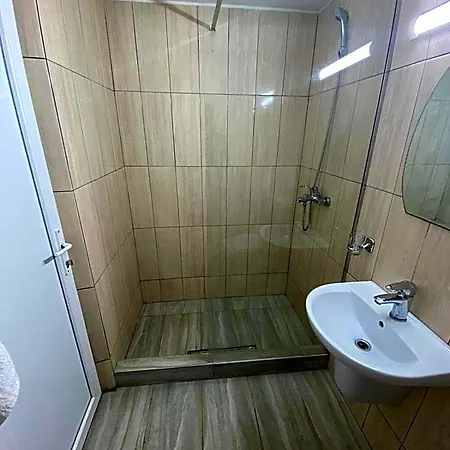 Hotel Ii Poienita Costineşti