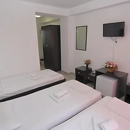 Hotel Ii Poienita